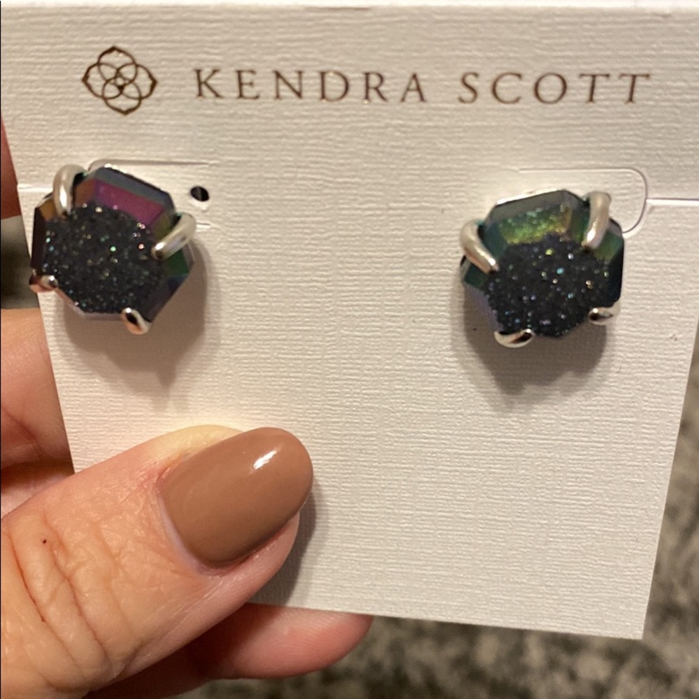 Mystic Gray Druzy BNWT